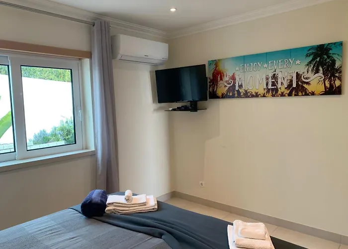 Oasis Bay קארבואירו